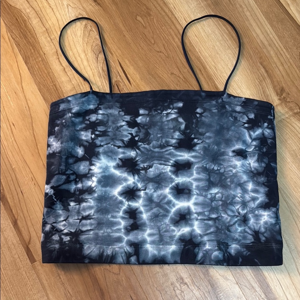 American Eagle Outfitters Black and White Crop Camisole